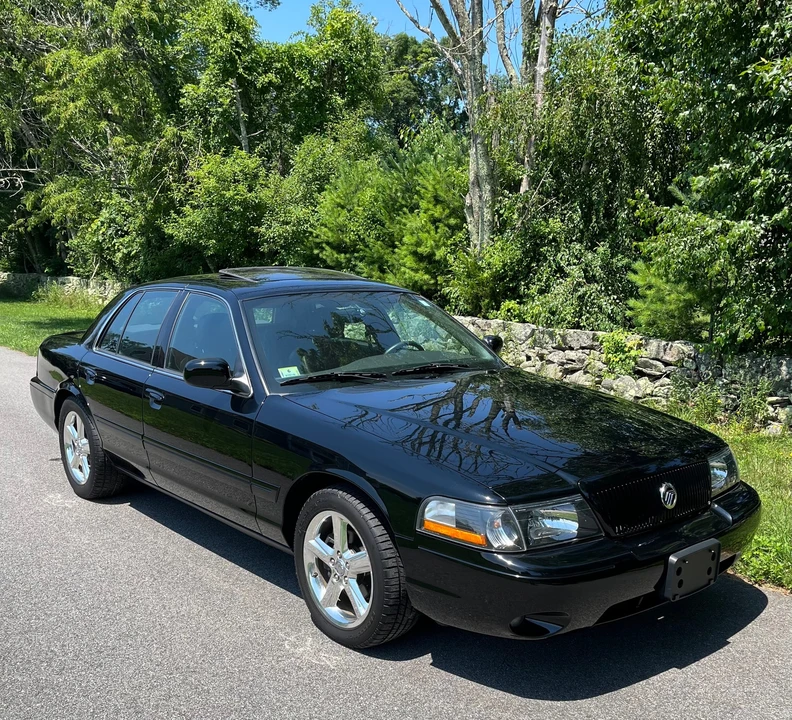 2004 Mercury Marauder - Image 9 of 31