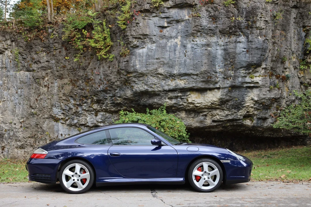 2004 Porsche 996 Carrera 4S - Image 12 of 31