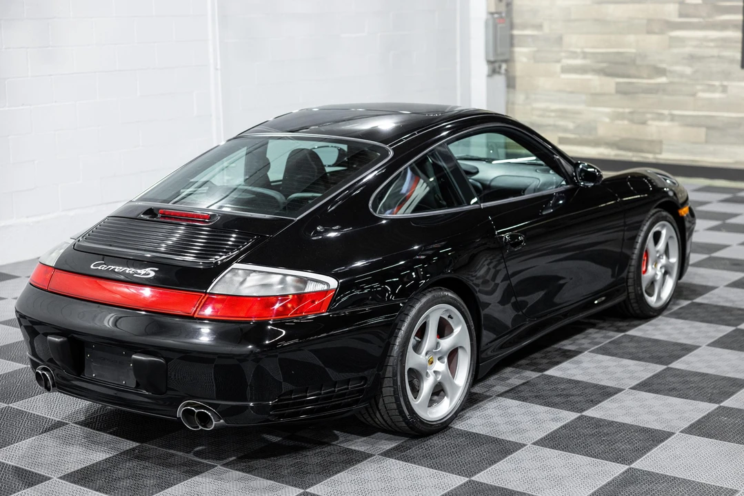 2004 Porsche 996 Carrera 4S - Image 24 of 31