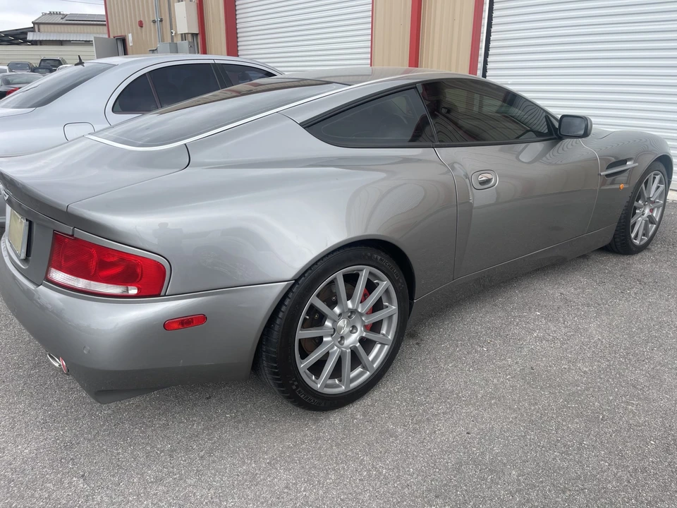 2005 Aston Martin Vanquish 1st Gen - Image 10 of 31