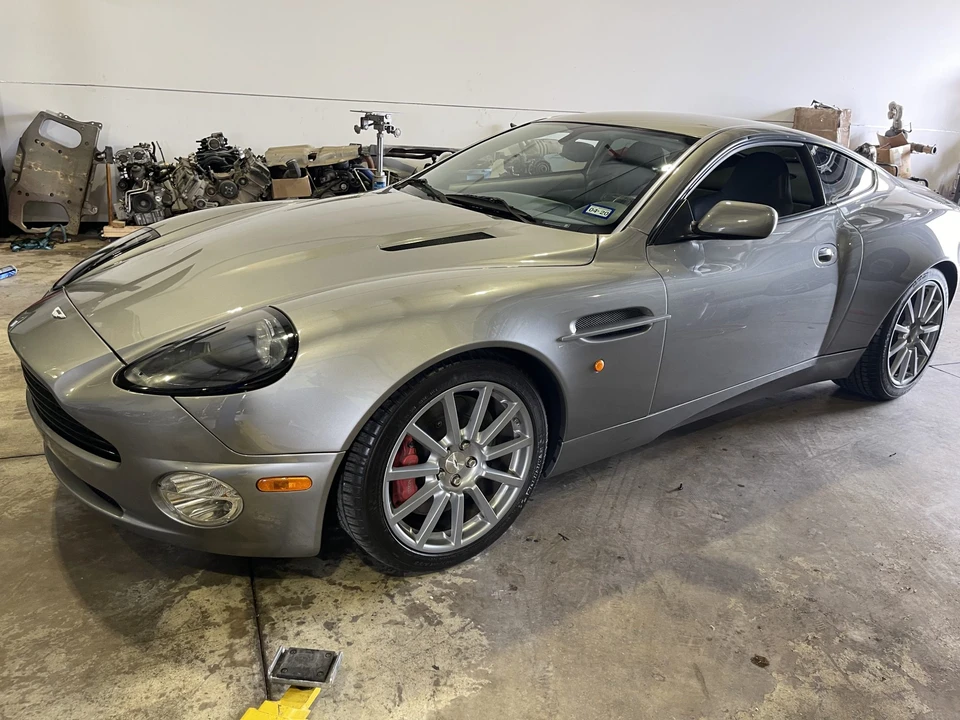 2005 Aston Martin Vanquish 1st Gen - Image 18 of 31