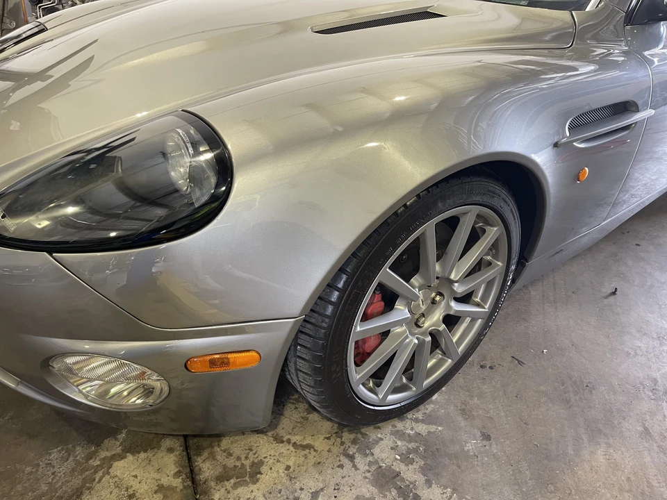 2005 Aston Martin Vanquish 1st Gen - Image 24 of 31