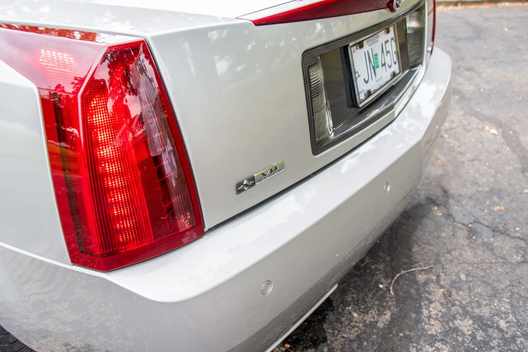 2005 Cadillac XLR - Image 24 of 31