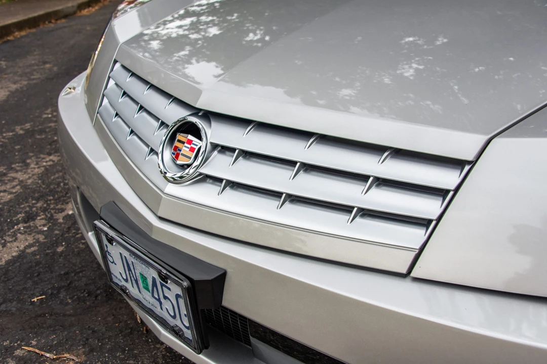 2005 Cadillac XLR - Image 17 of 31