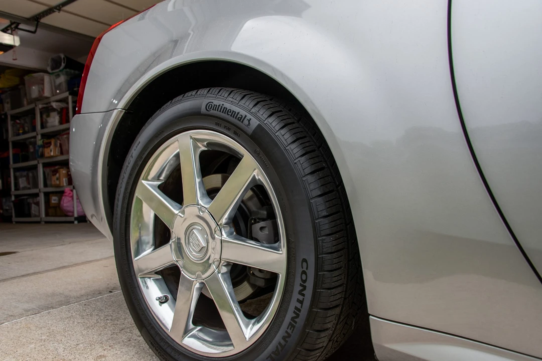 2005 Cadillac XLR - Image 31 of 31
