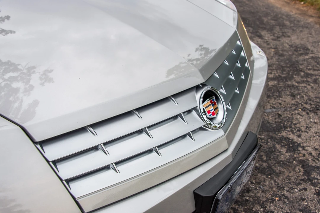 2005 Cadillac XLR - Image 18 of 31