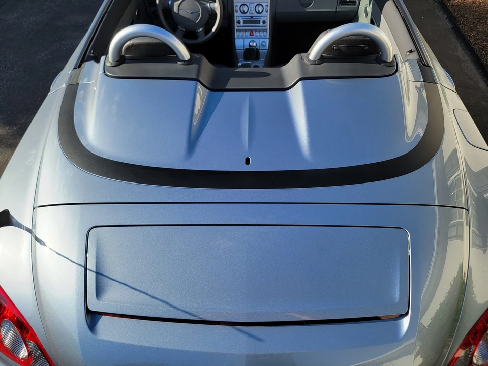 2005 Chrysler Crossfire - Image 27 of 31