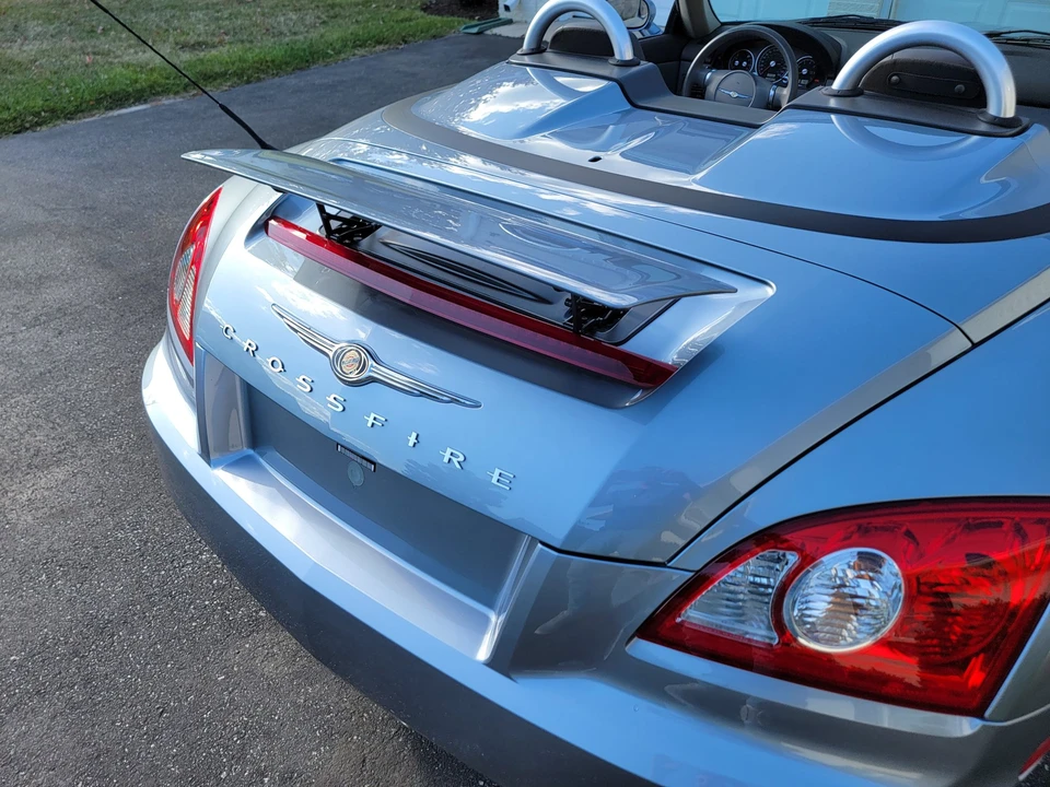 2005 Chrysler Crossfire - Image 29 of 31