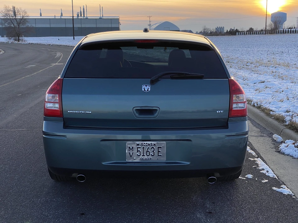 2005 Dodge Magnum 2nd Gen Wagon - Image 12 of 31