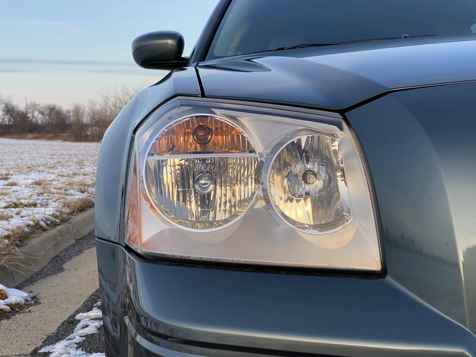 2005 Dodge Magnum 2nd Gen Wagon - Image 21 of 31