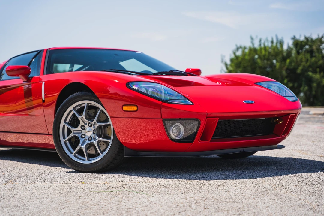 2005 Ford GT 1st Gen - Image 13 of 31