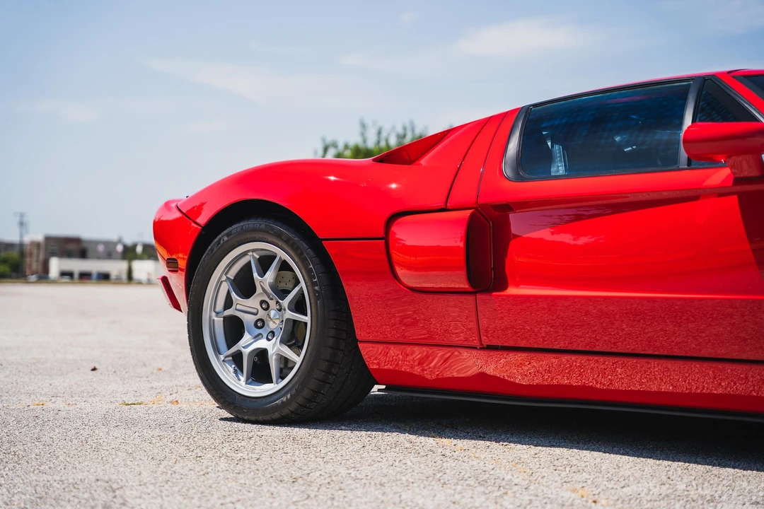 2005 Ford GT 1st Gen - Image 22 of 31