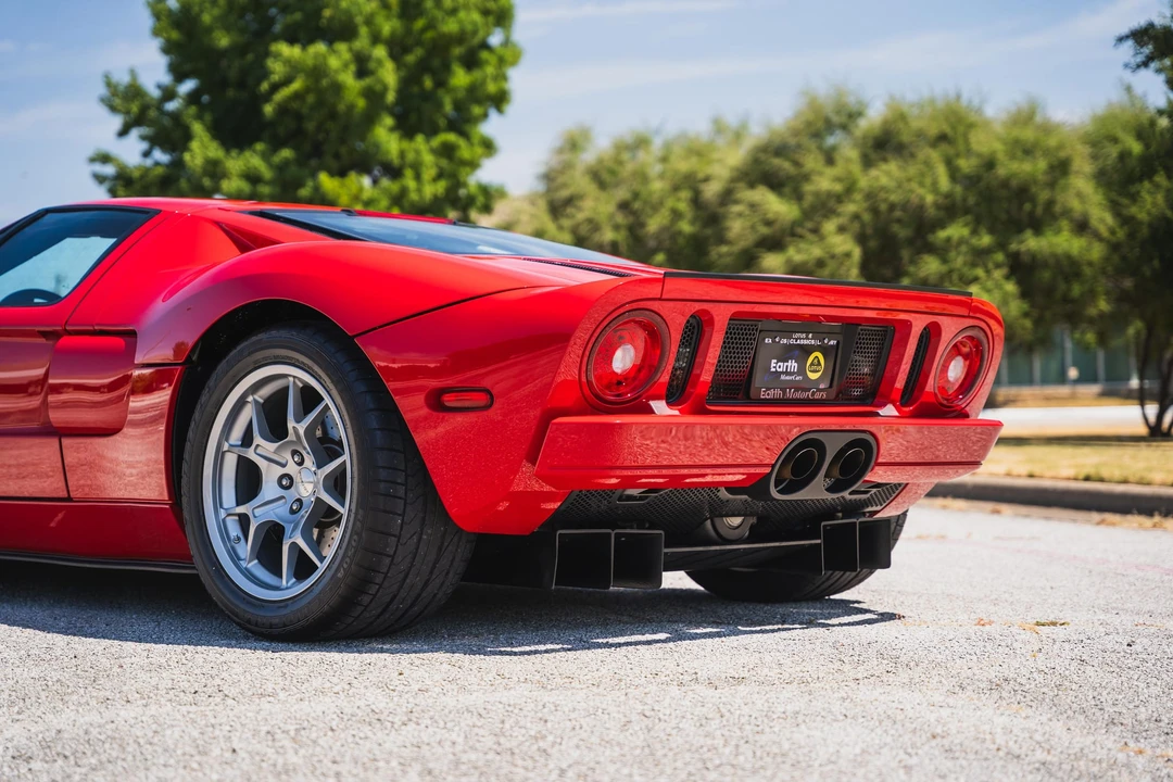 2005 Ford GT 1st Gen - Image 24 of 31