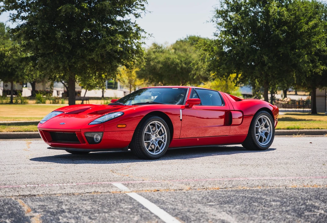 2005 Ford GT 1st Gen - Image 2 of 31