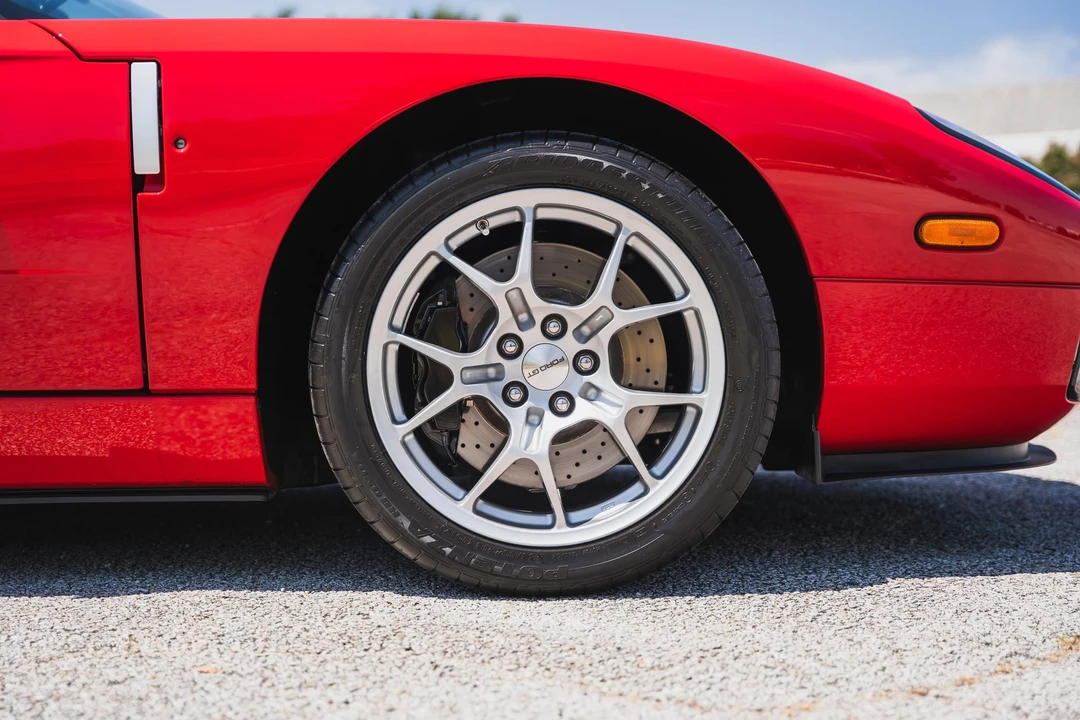 2005 Ford GT 1st Gen - Image 29 of 31