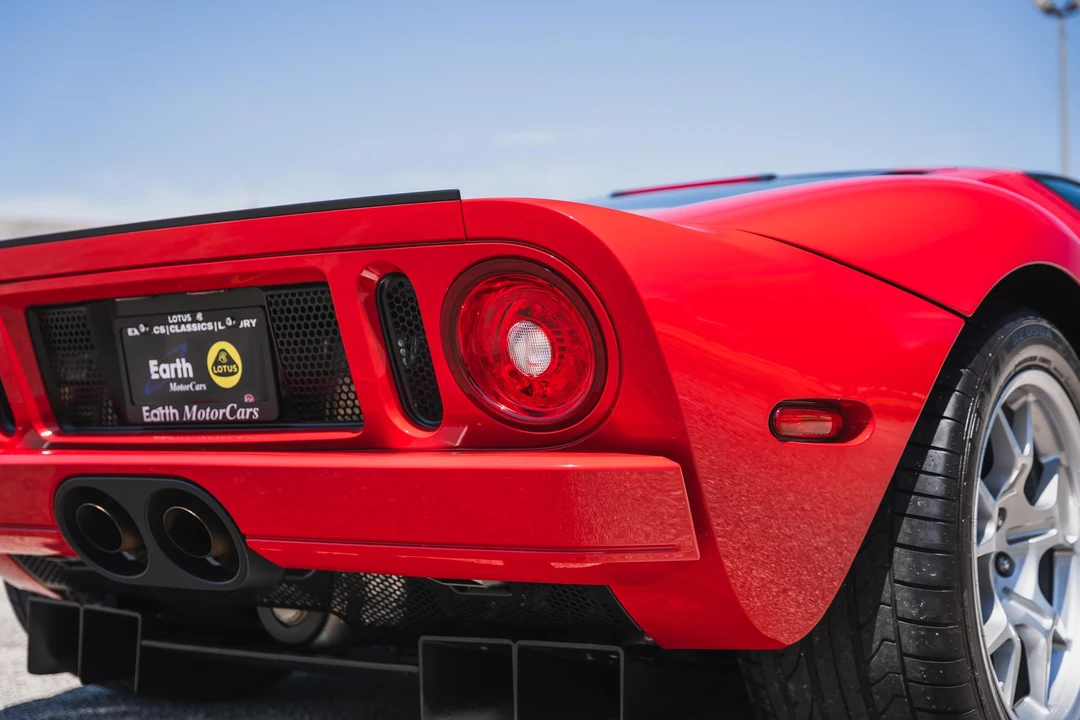 2005 Ford GT 1st Gen - Image 19 of 31