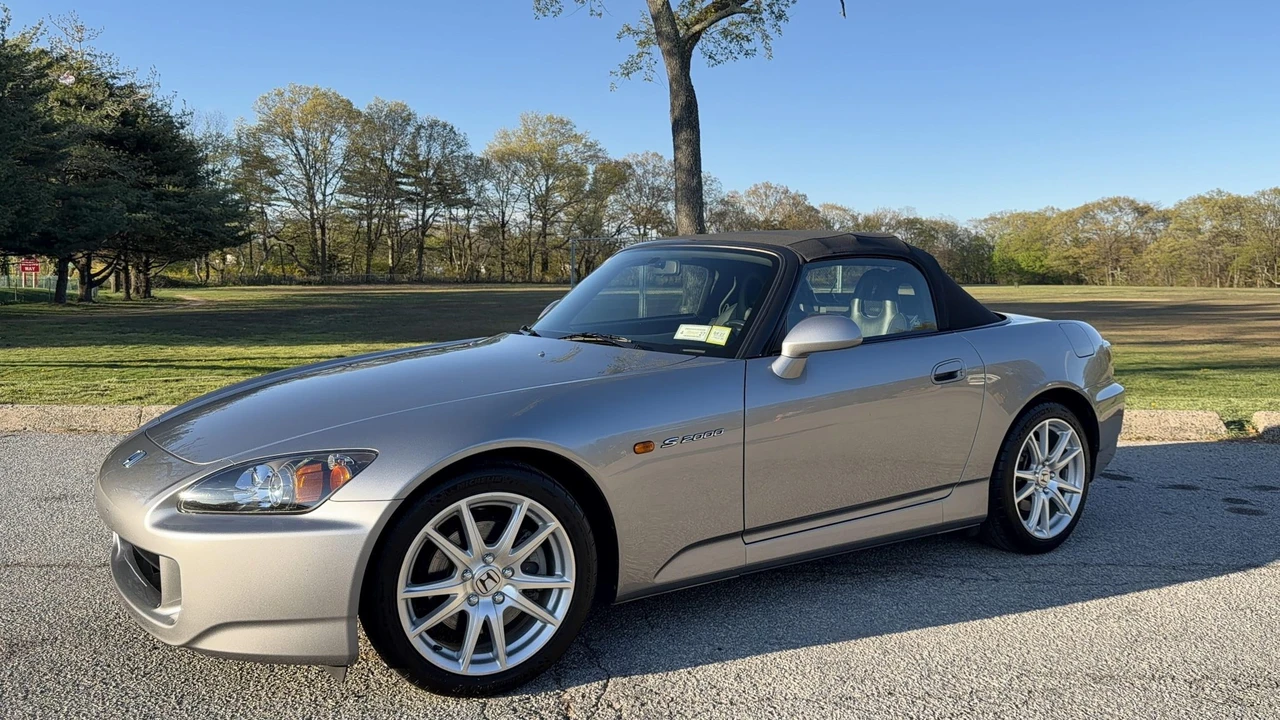 2005 Honda AP2 S2000 - Image 28 of 31