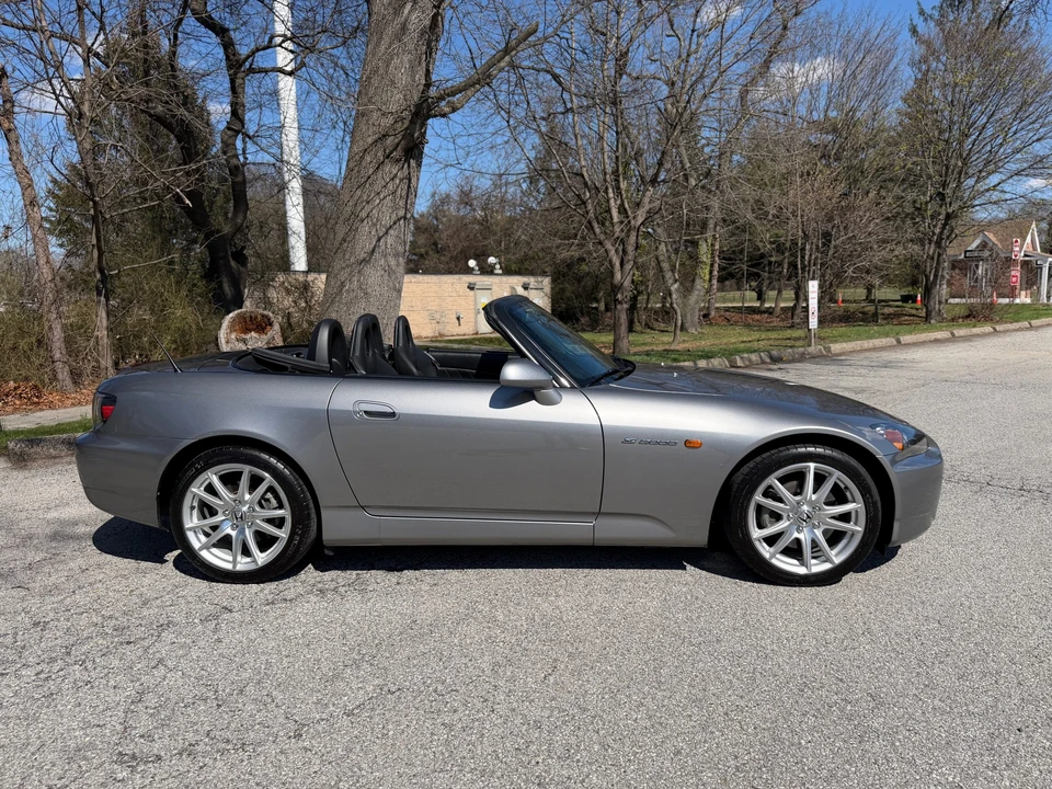 2005 Honda AP2 S2000 - Image 9 of 31