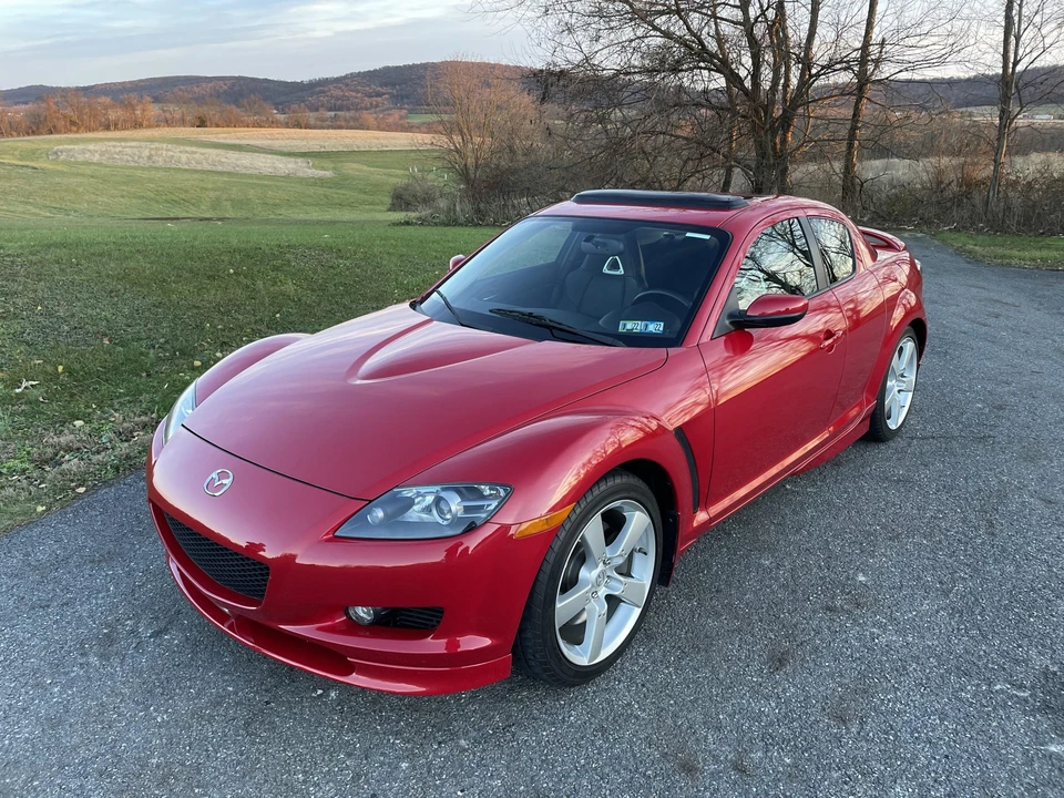 2005 Mazda RX-8 1st Gen - Image 27 of 31