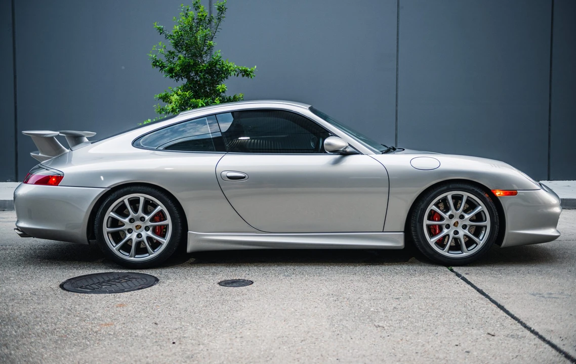 2005 Porsche 996 GT3 - Image 23 of 31