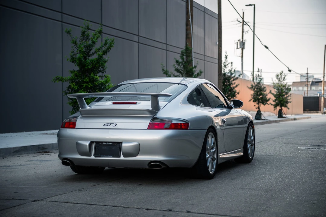2005 Porsche 996 GT3 - Image 18 of 31