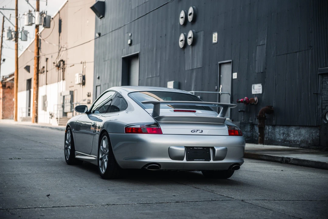 2005 Porsche 996 GT3 - Image 12 of 31