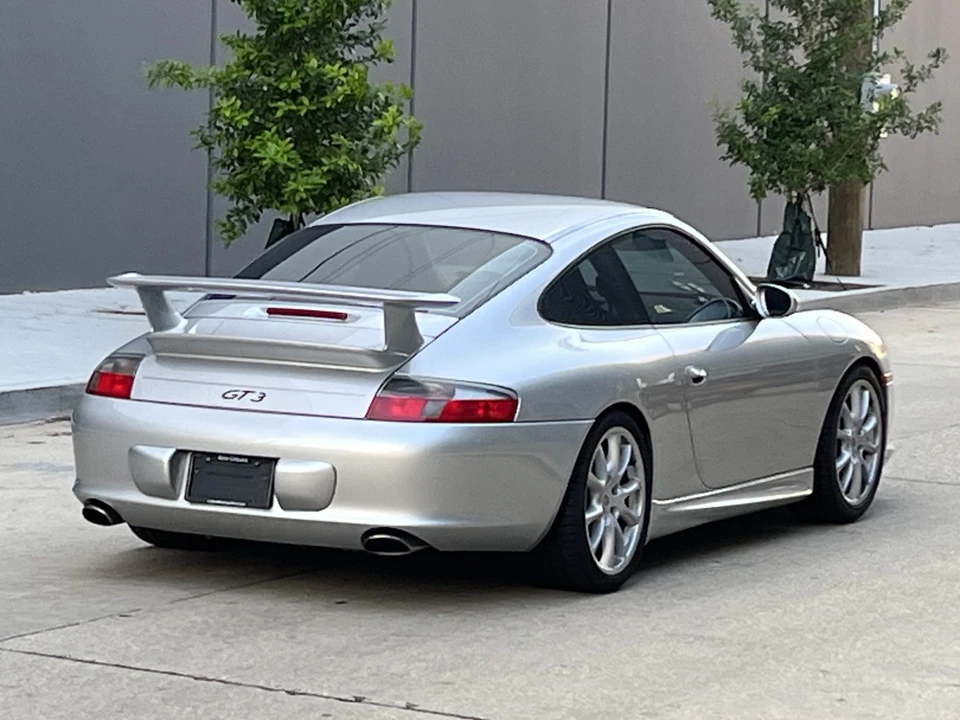 2005 Porsche 996 GT3 - Image 19 of 31