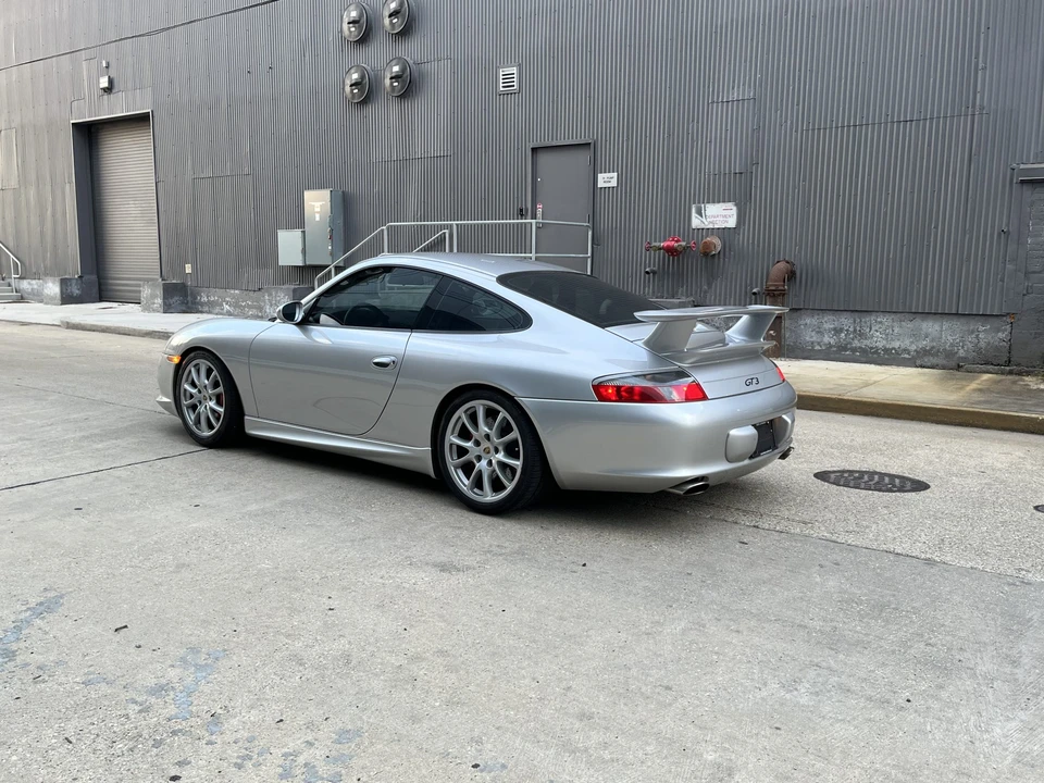 2005 Porsche 996 GT3 - Image 8 of 31