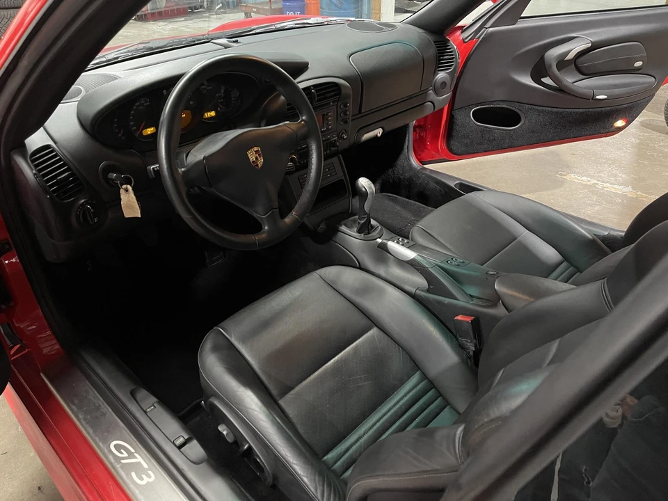 2005 Porsche 996 GT3 - Image 30 of 31