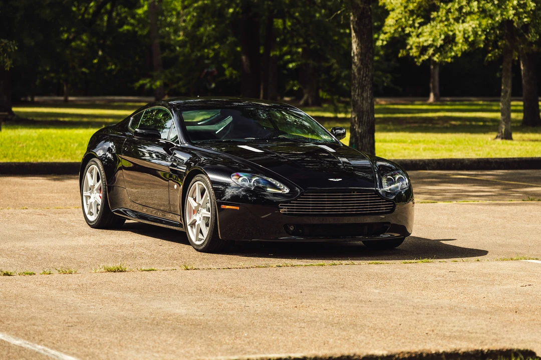 2006 Aston Martin V8 Vantage (2006-2017) - Image 3 of 31