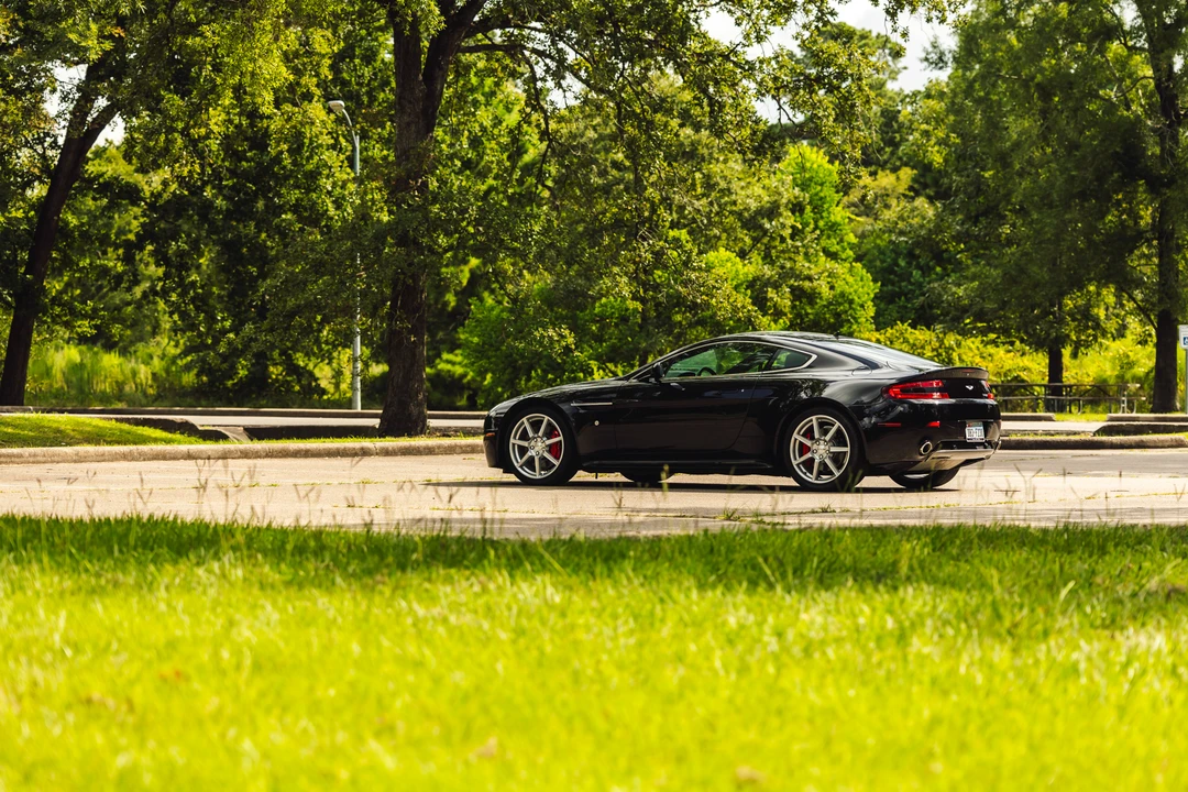 2006 Aston Martin V8 Vantage (2006-2017) - Image 12 of 31