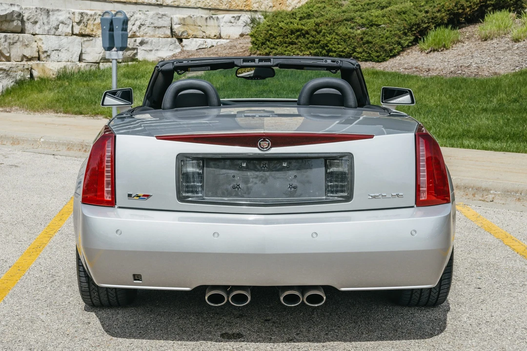 2006 Cadillac XLR-V - Image 5 of 31