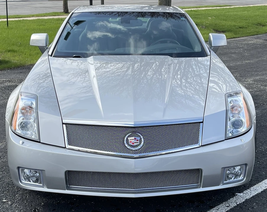 2006 Cadillac XLR-V - Image 13 of 31