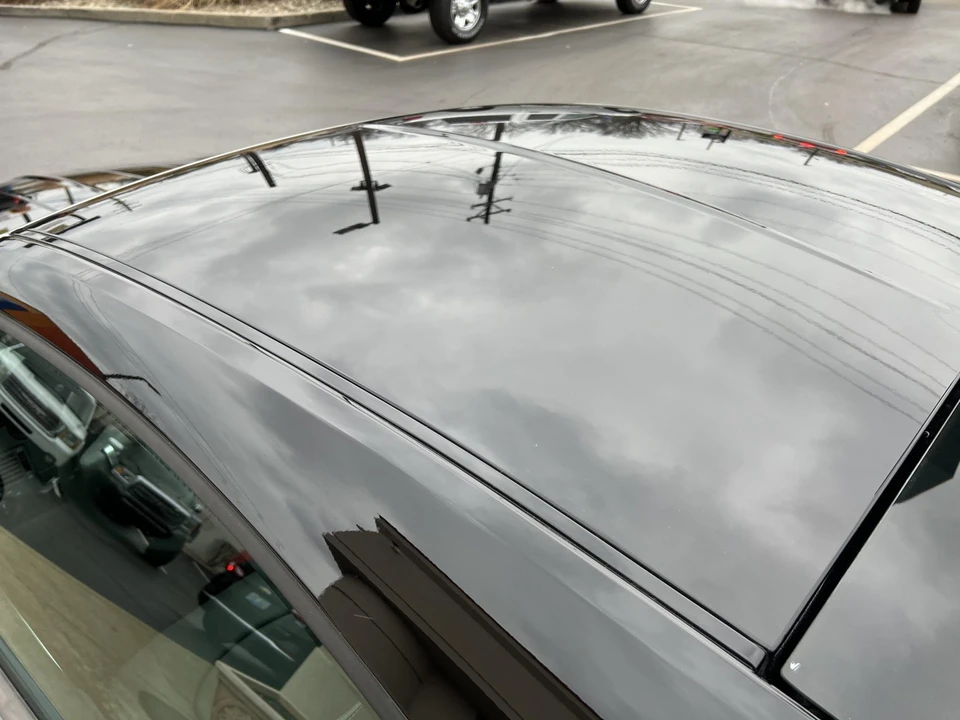 2006 Chrysler Crossfire - Image 18 of 31