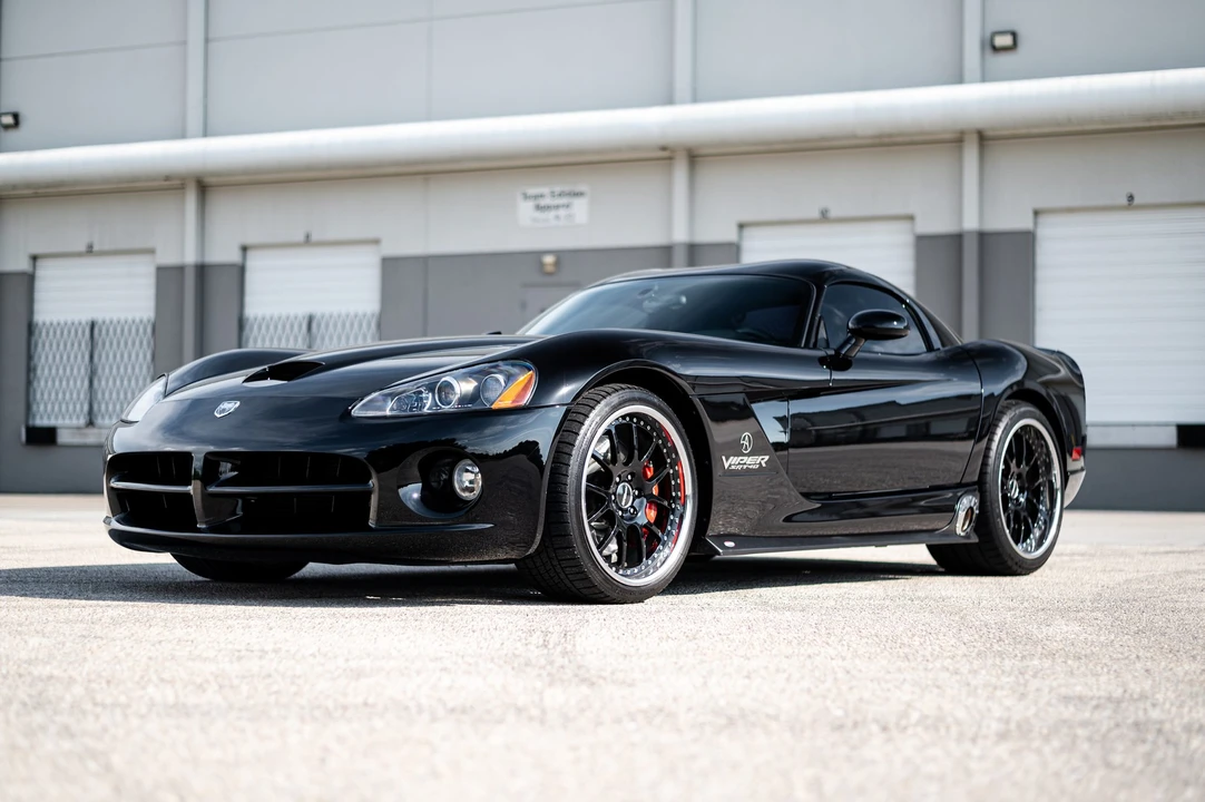 2006 Dodge Viper 3rd Gen - Image 4 of 31