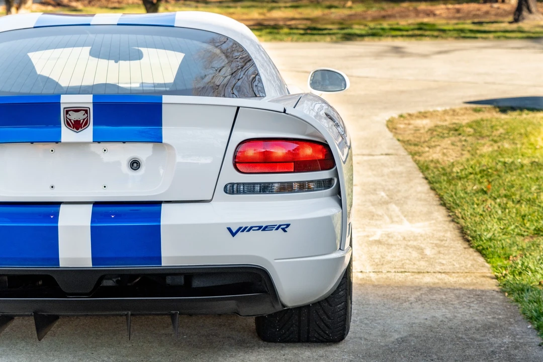 2006 Dodge Viper 3rd Gen - Image 18 of 31