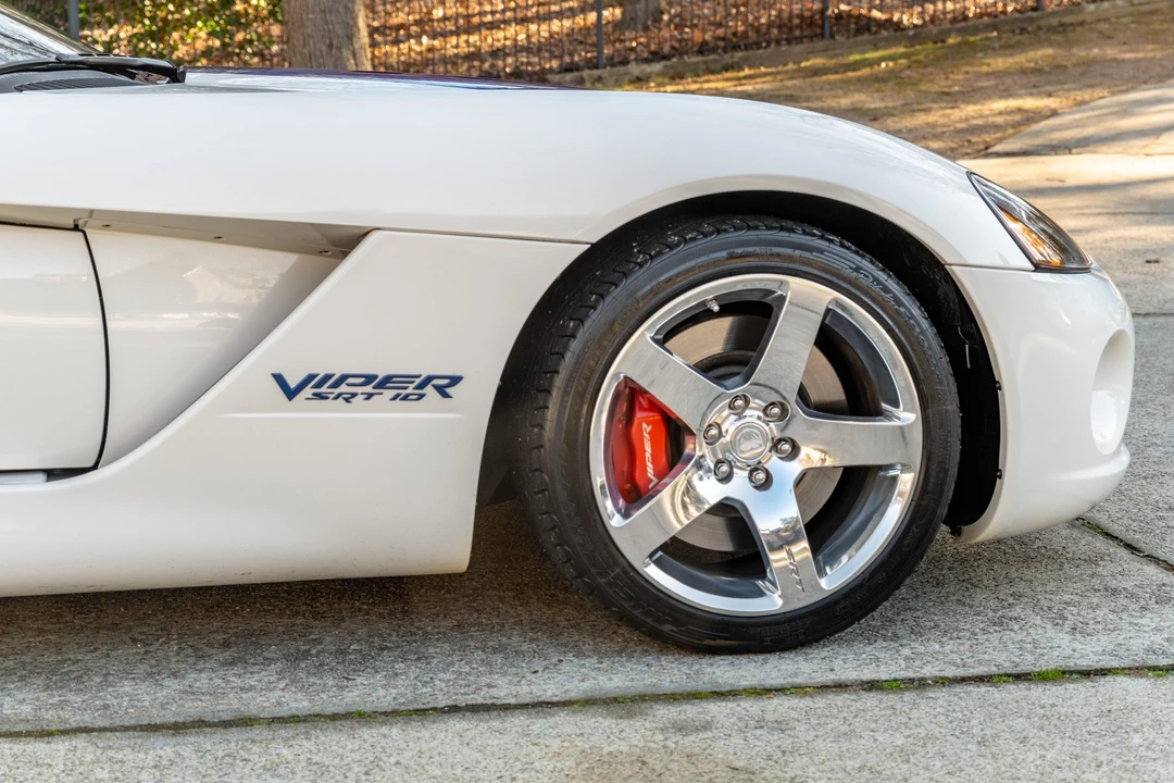 2006 Dodge Viper 3rd Gen - Image 29 of 31
