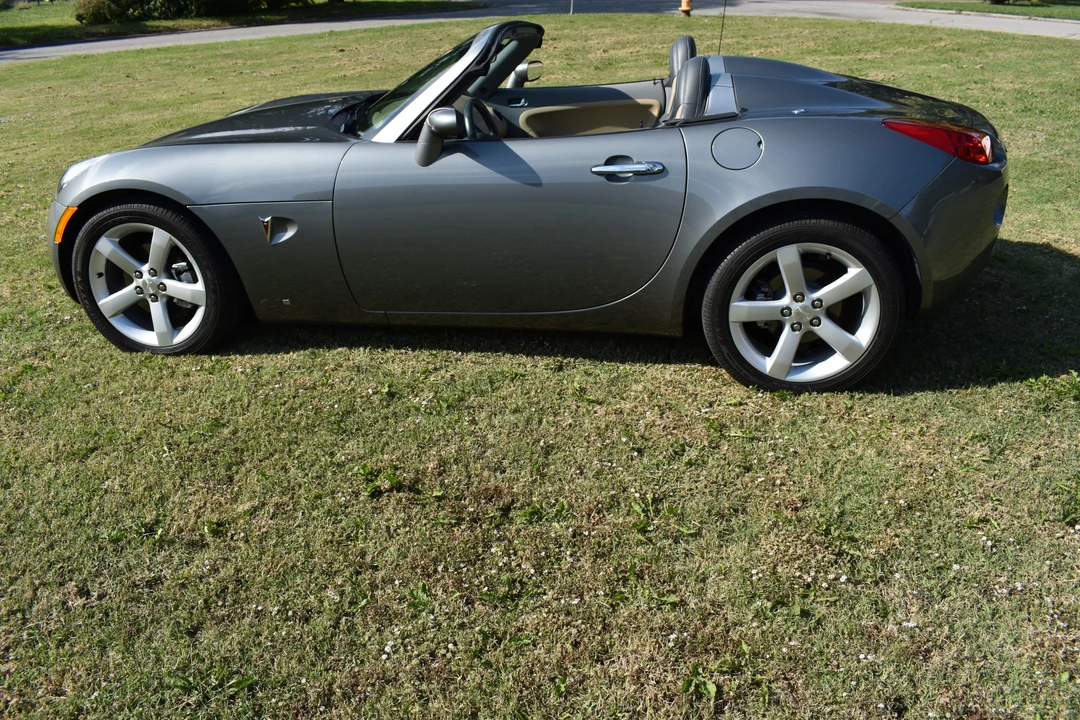2006 Pontiac Solstice - Image 12 of 31