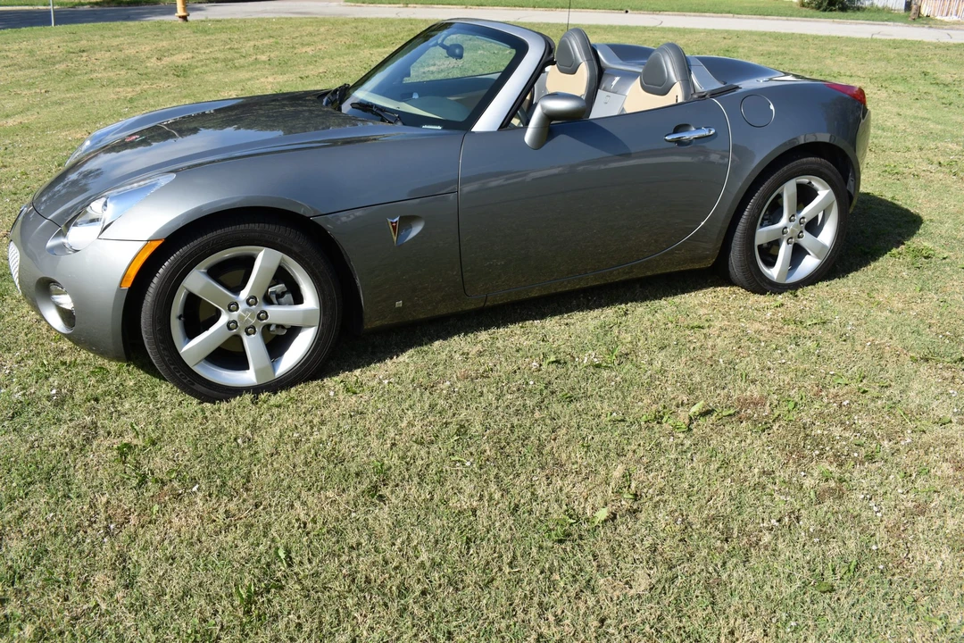 2006 Pontiac Solstice - Image 14 of 31