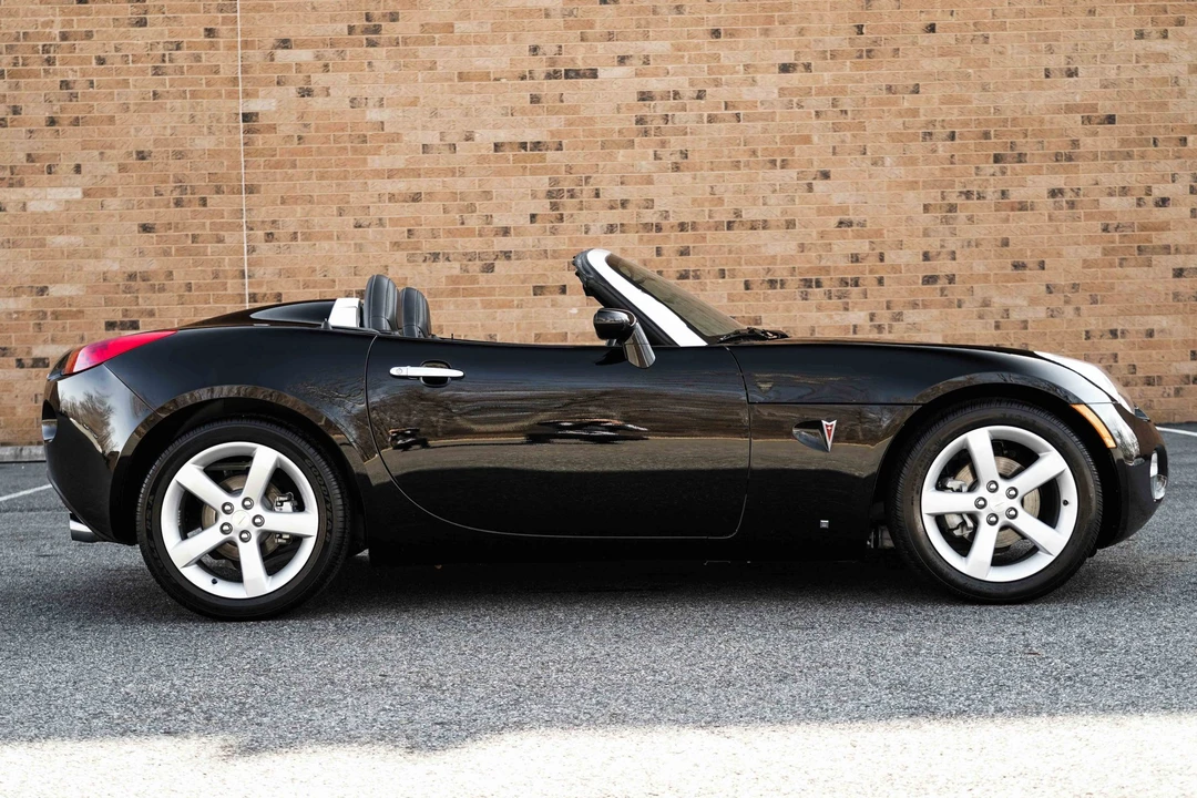 2006 Pontiac Solstice - Image 10 of 31