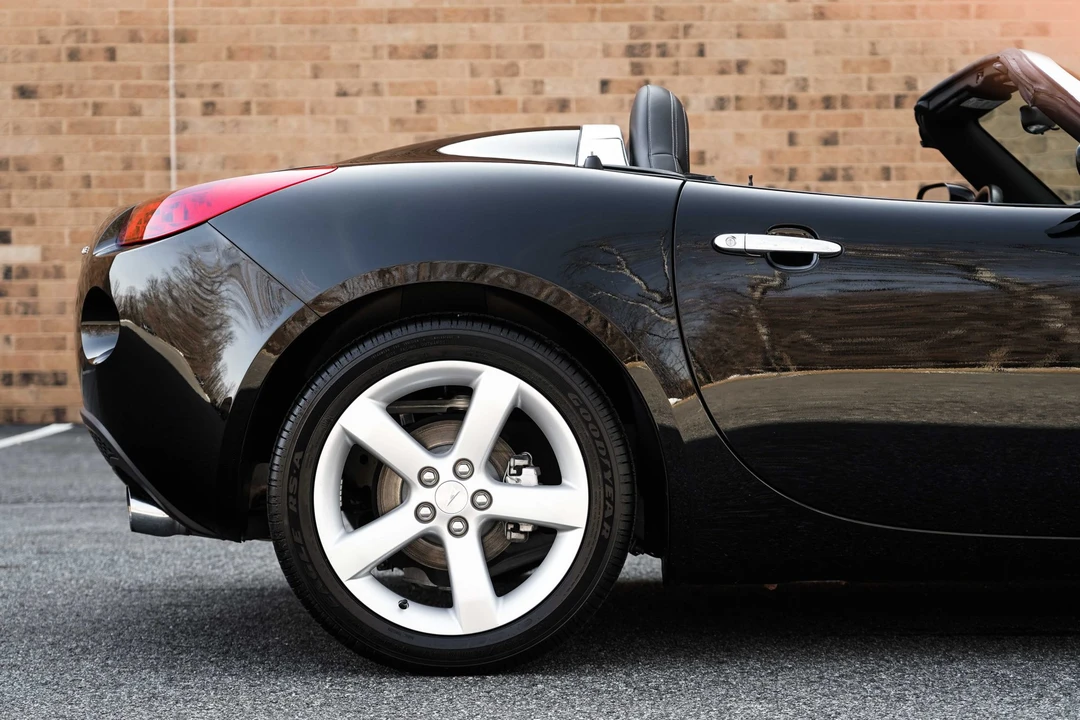 2006 Pontiac Solstice - Image 26 of 31