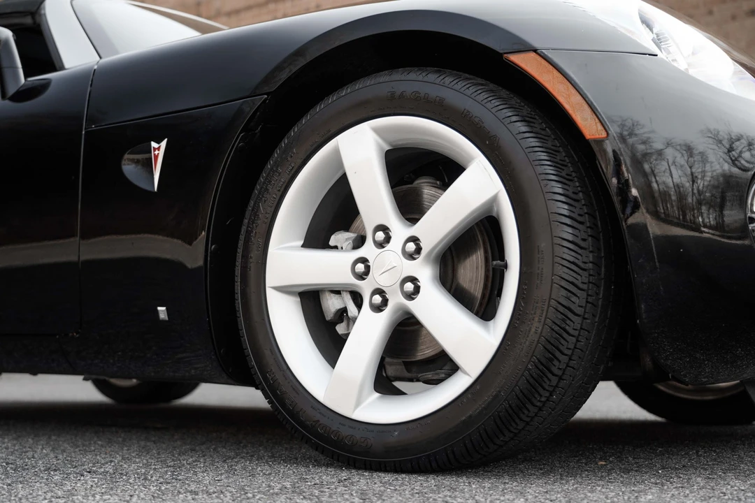 2006 Pontiac Solstice - Image 29 of 31