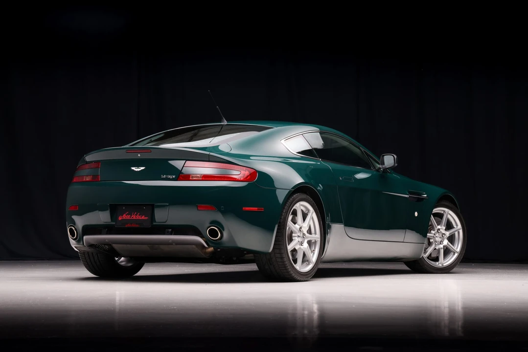 2007 Aston Martin V8 Vantage (2006-2017) - Image 17 of 31
