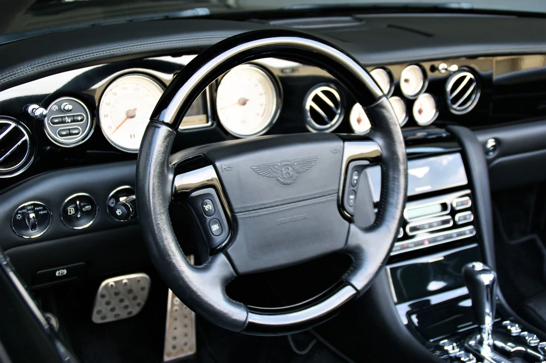 2007 Bentley Azure 2nd Gen - Image 27 of 31