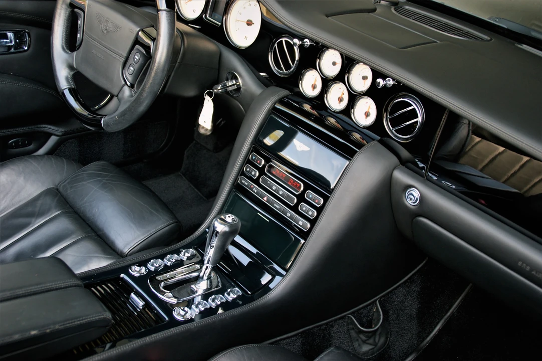 2007 Bentley Azure 2nd Gen - Image 29 of 31