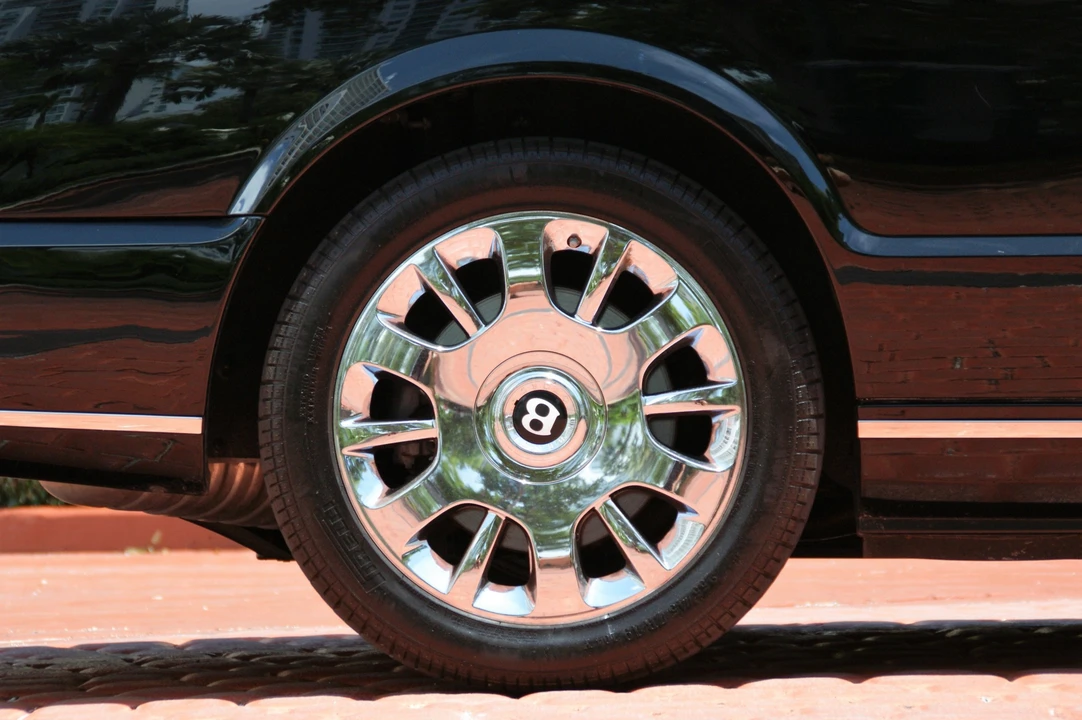 2007 Bentley Azure 2nd Gen - Image 15 of 31