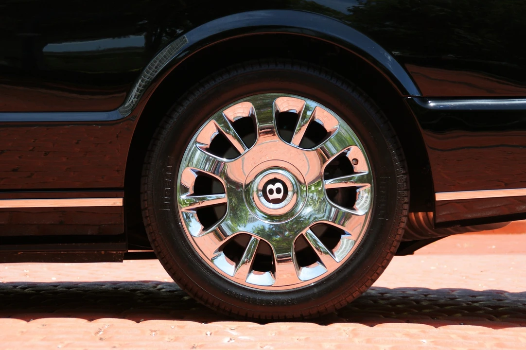 2007 Bentley Azure 2nd Gen - Image 17 of 31