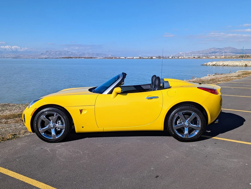 2007 Pontiac Solstice GXP - Image 13 of 31