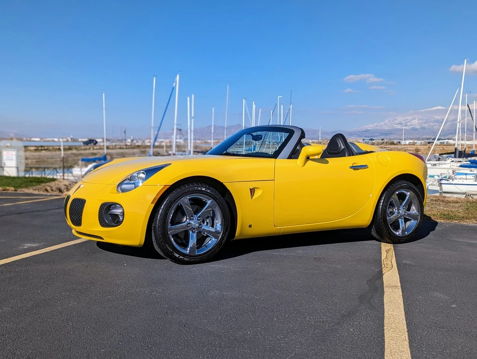 2007 Pontiac Solstice GXP - Image 10 of 31