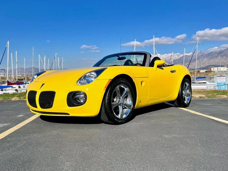 2007 Pontiac Solstice GXP - Image 9 of 31